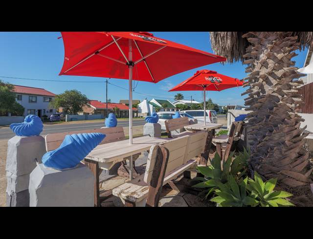5 BEDROOM FREESTANDING FOR SALE IN OCEANVIEW HEIGHTS